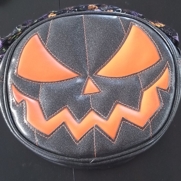 OG Love Pain and Stitches Purses - Picture 4 of 4